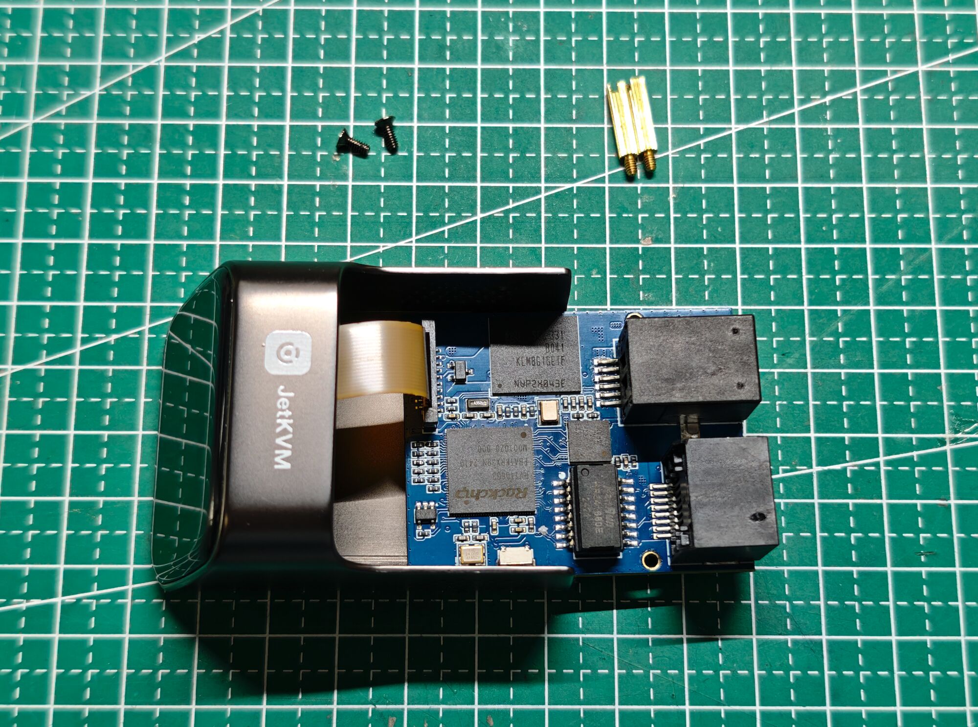 jetkvm-teardown-4