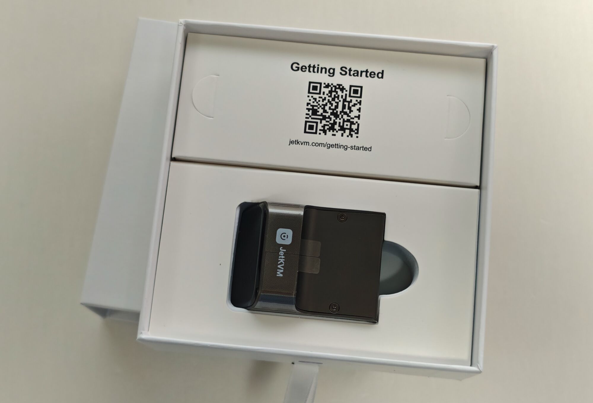jetkvm-unboxing-3